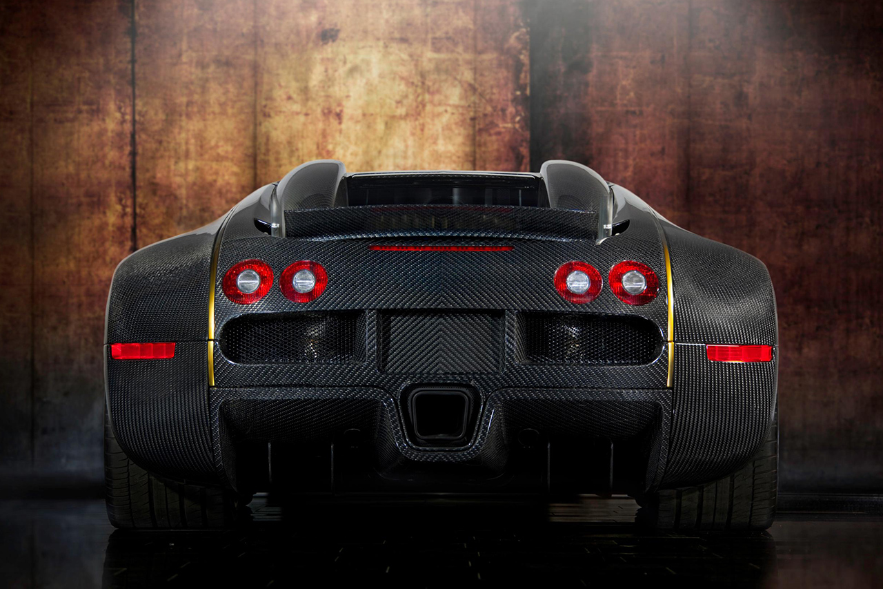 mansory bugatti veyron linea d'oro carbon fiber rear